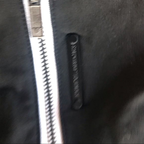 Simin T s.p.a. (Armani) black Jacket with white trim, front zip pockets XXL - Picture 8 of 16
